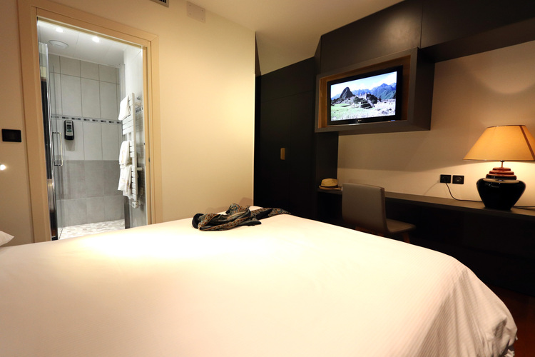 chambre 104 Le Commerce chambre 104 Le Commerce