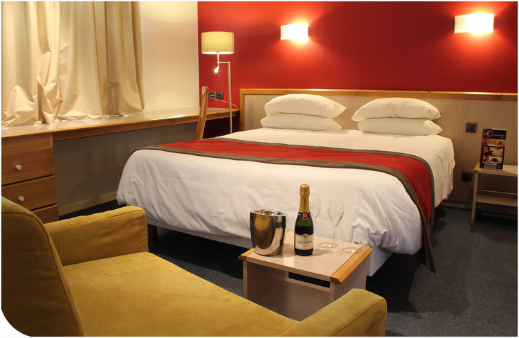 Chambre2 Le Commerce Chambre2 Le Commerce